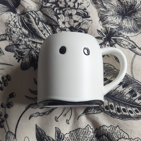 Indigo Other - Indigo White Ghost Face Mug | Halloween | Bookworm